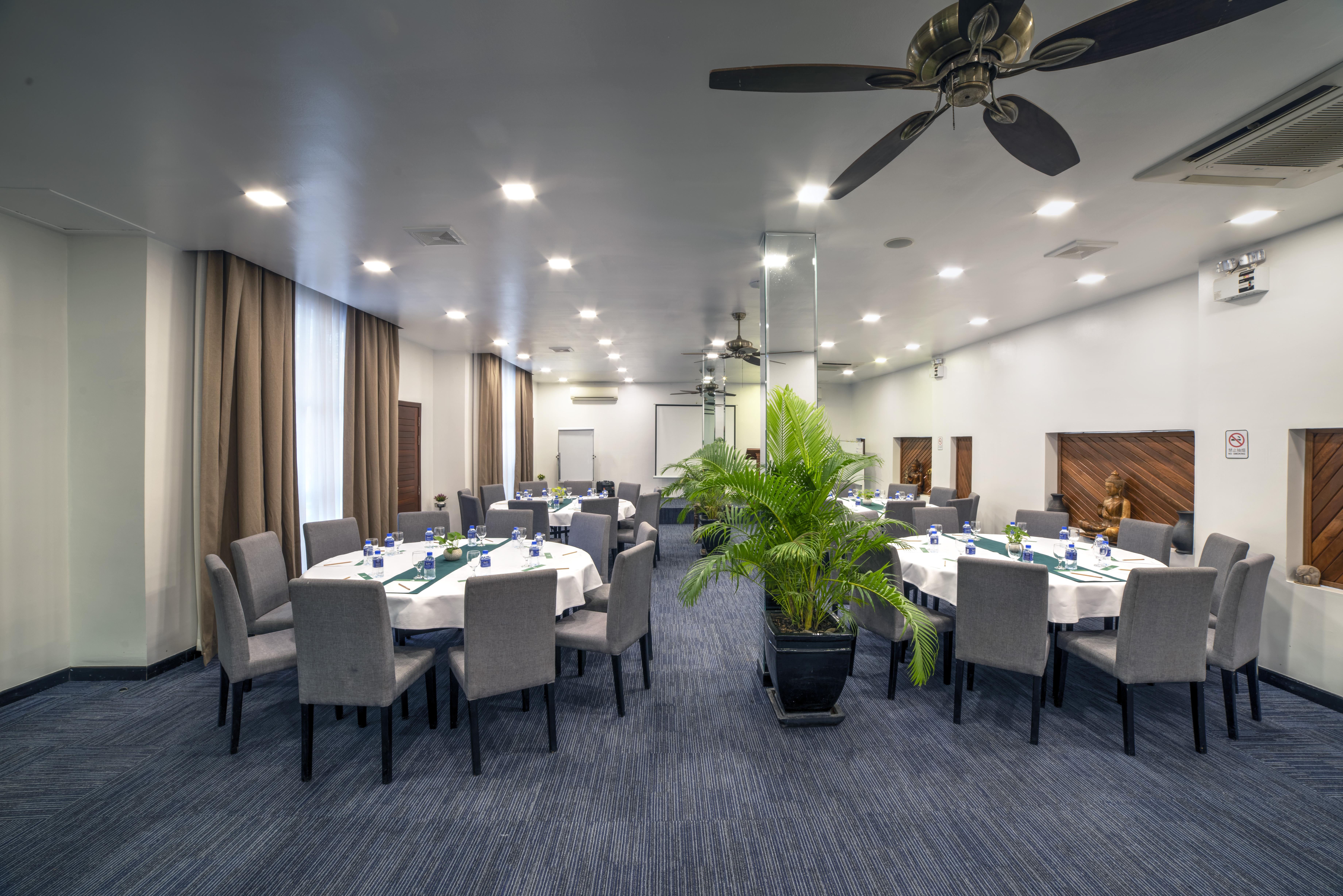 Landing Gold By Amatak Hotel Siem Reap Buitenkant foto