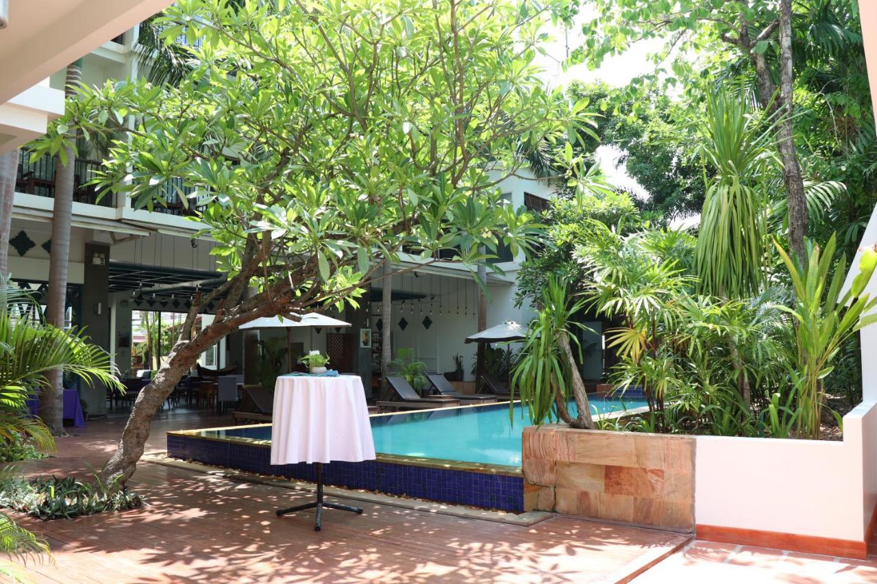 Landing Gold By Amatak Hotel Siem Reap Buitenkant foto